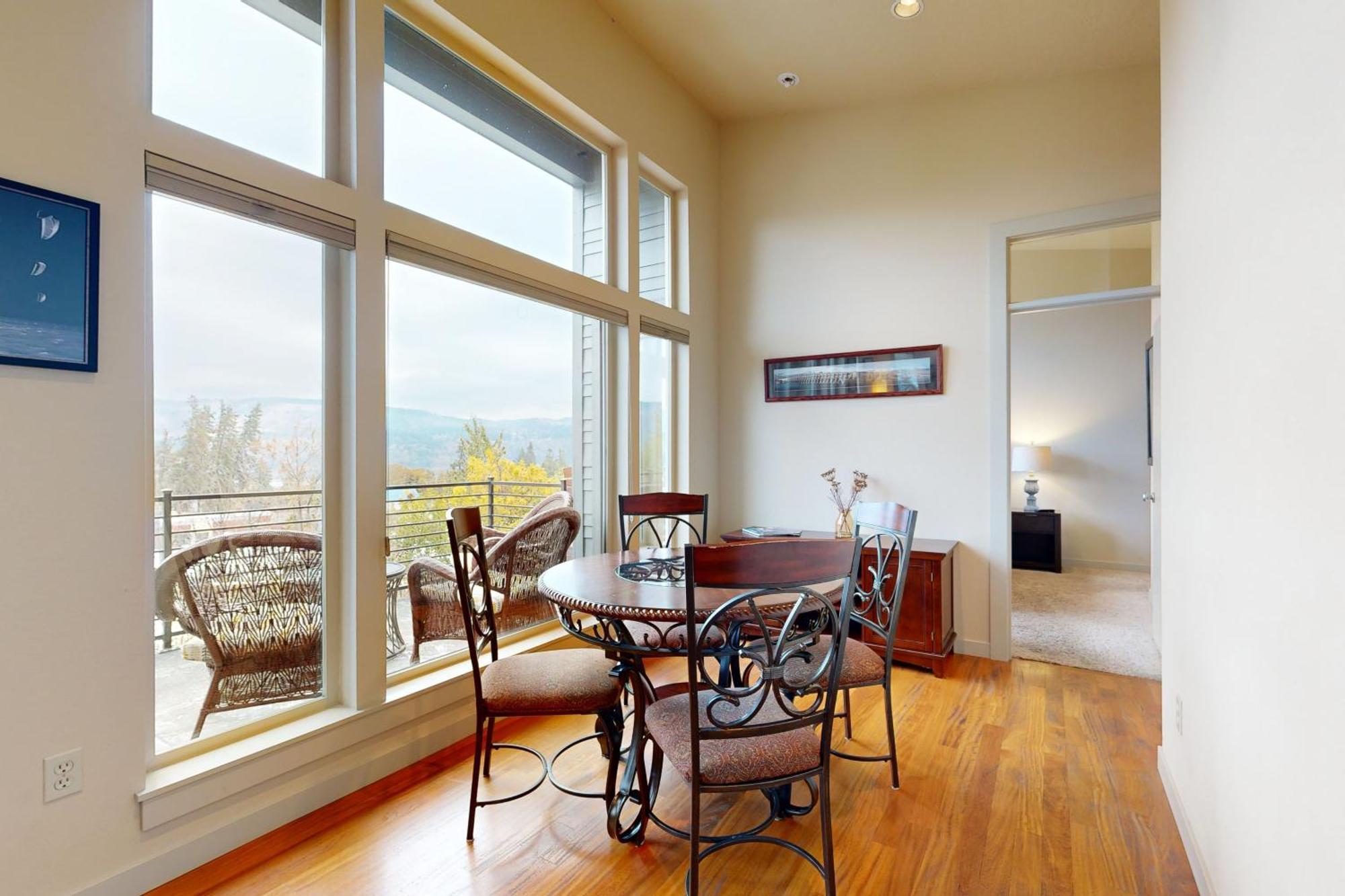Hood River Mountain View House ภายนอก รูปภาพ